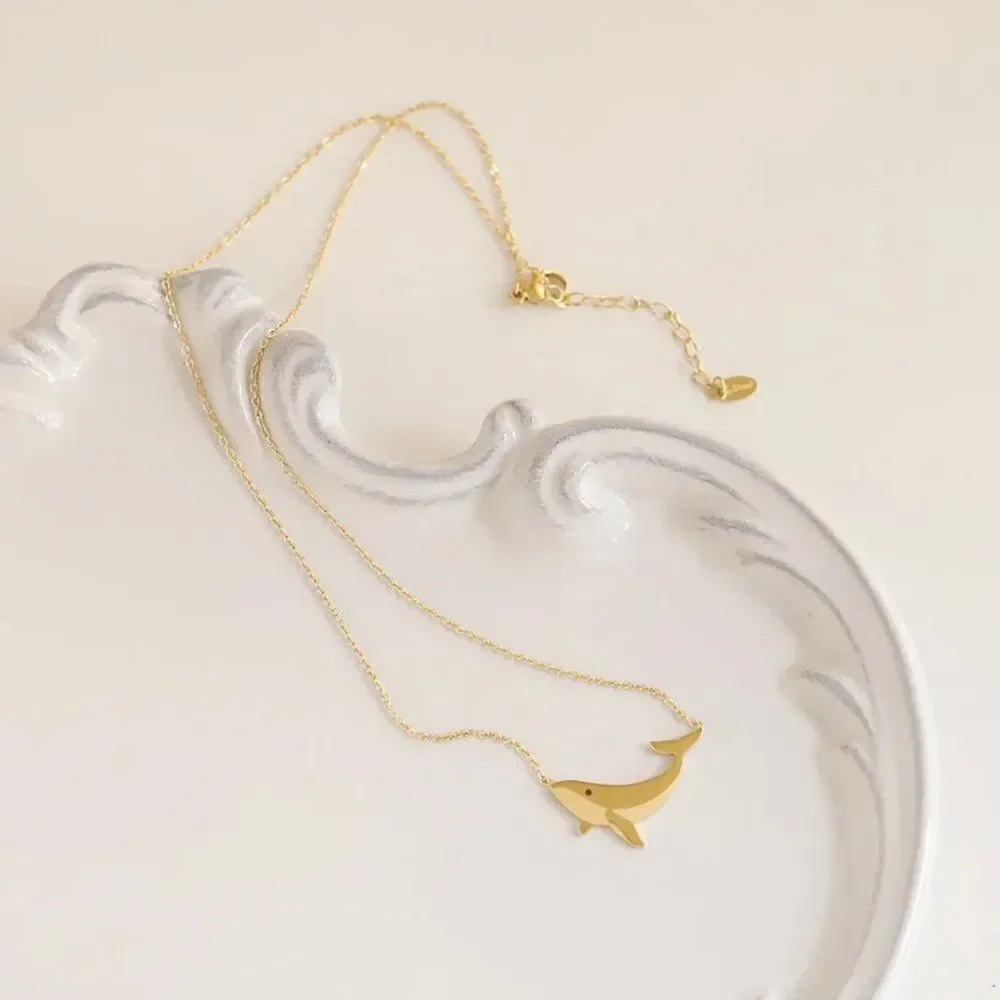 Whale Pendant Necklace in Gold - Picture 3 of 8
